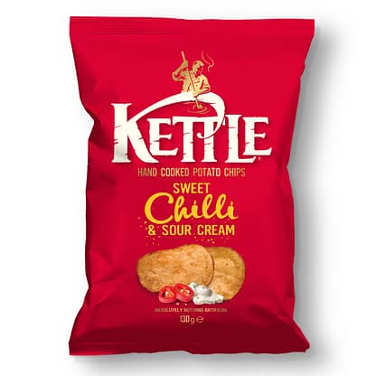 Kettle Sweet Chili & Sour Cream - makealla chilillä ja kermaviilillä maustetut perunalastut